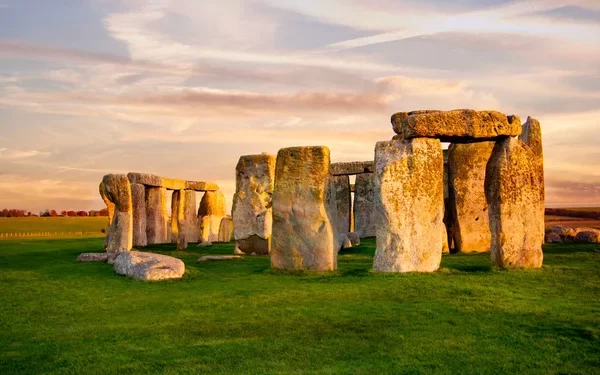 Food waste collections on the agenda at Stonehenge